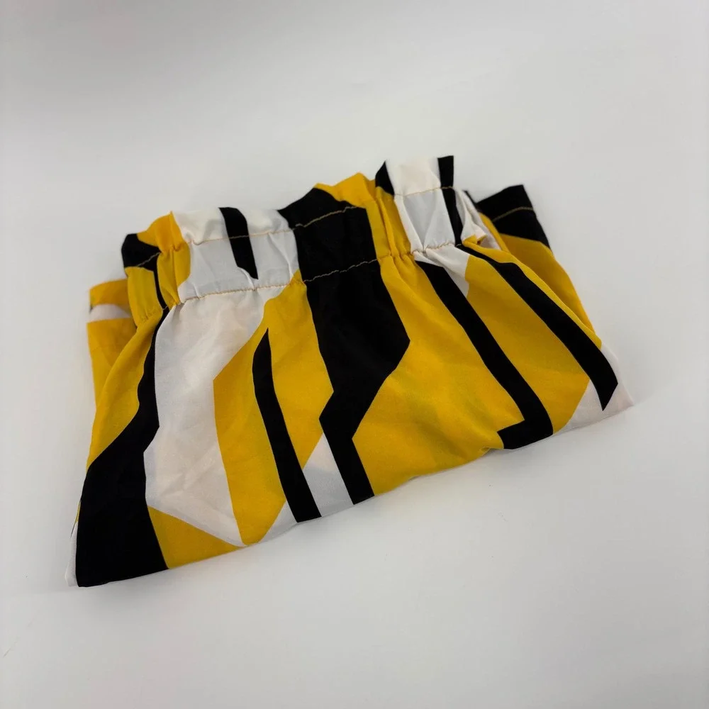 SHEIN Curve Women's 1XL‎ Geometric Print Paperbag Waist Shorts Yellow Black